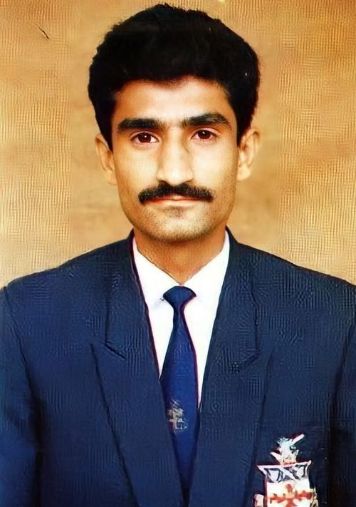 Ilyas Ahmed Nawaz &mdash; Head Boy 1991