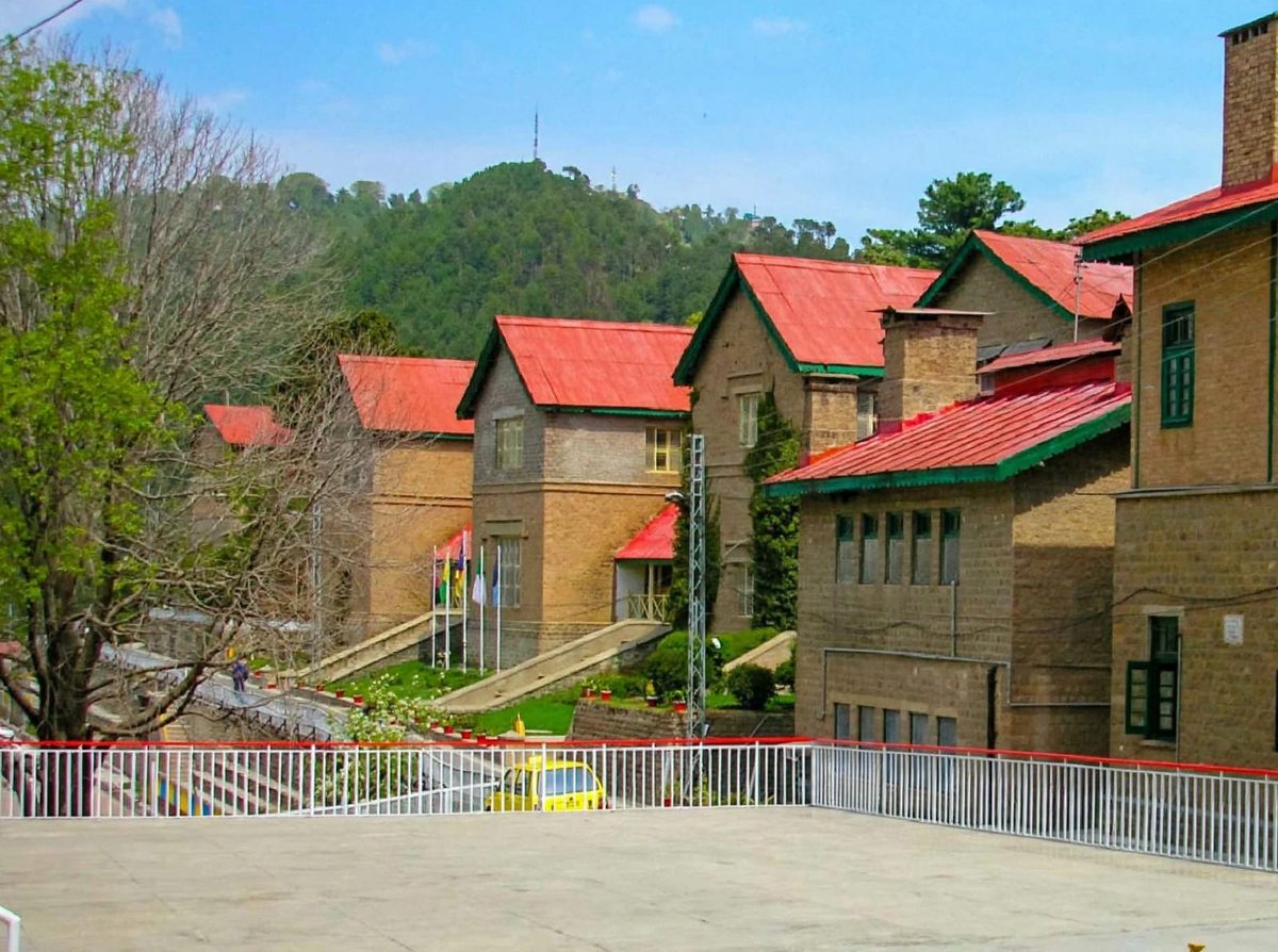 The Preparatory School on the middle estate today